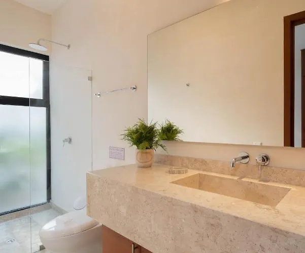 Cozy 3 Bedrooms Townhome-centrally Located-gated-wifi Apartamento