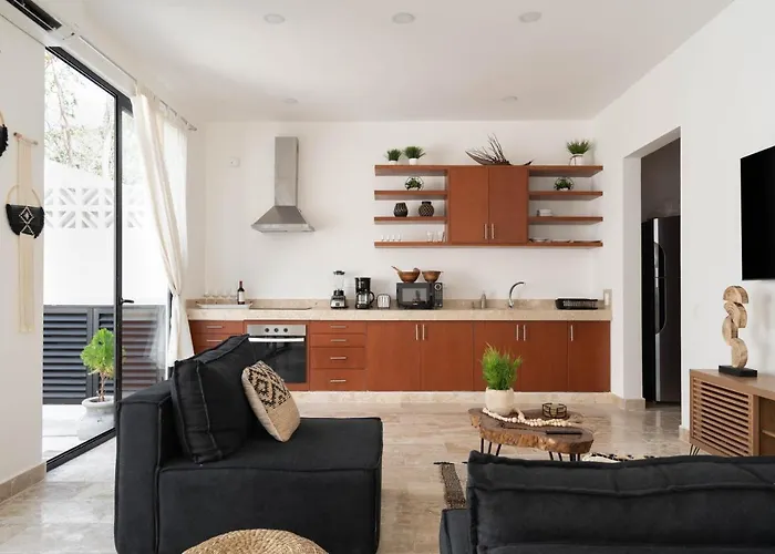 Apartamento Cozy 3 Bedrooms Townhome-centrally Located-gated-wifi