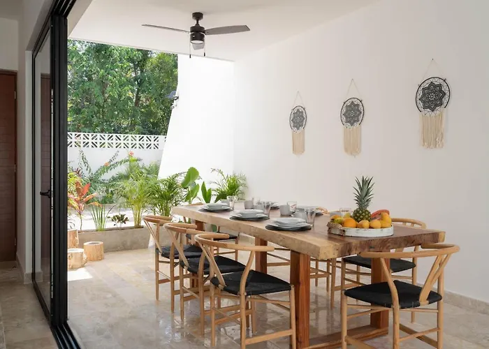Apartamento Cozy 3 Bedrooms Townhome-centrally Located-gated-wifi