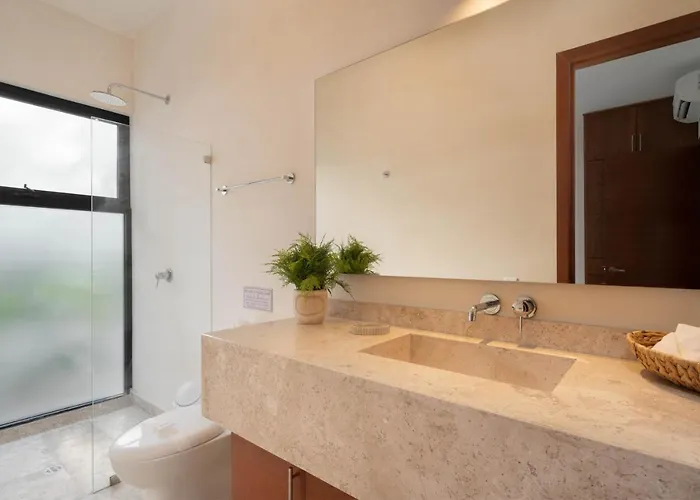 Cozy 3 Bedrooms Townhome-centrally Located-gated-wifi Apartamento *