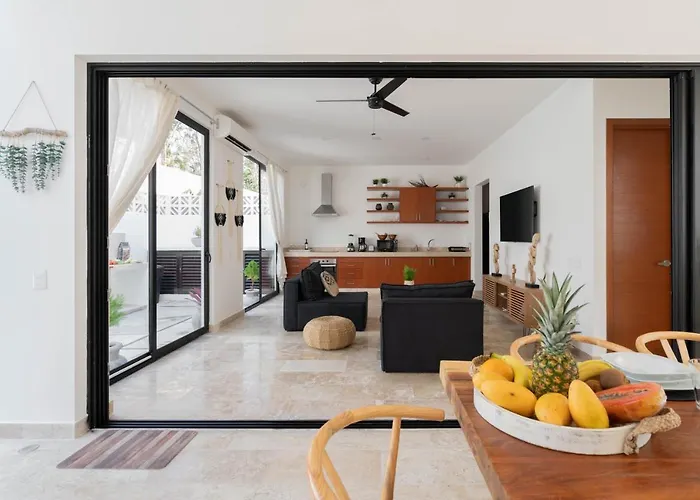 Cozy 3 Bedrooms Townhome-centrally Located-gated-wifi Tulum