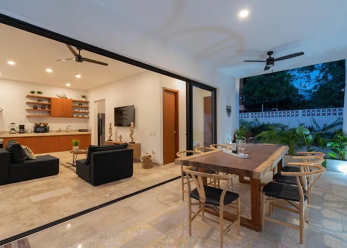 Cozy 3 Bedrooms Townhome-centrally Located-gated-wifi Apartamento Tulum
